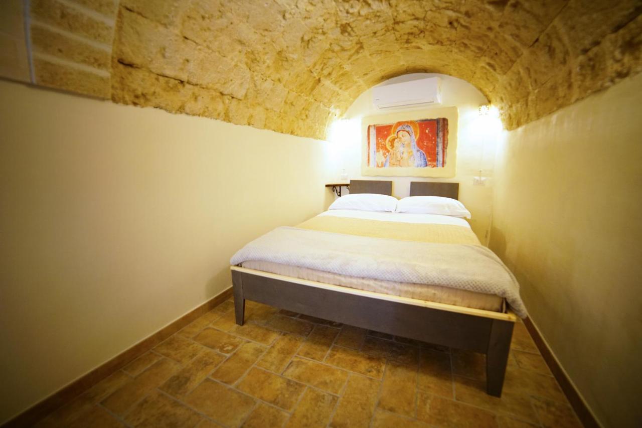 La Pergola Ai Sassi Panzió Matera Kültér fotó